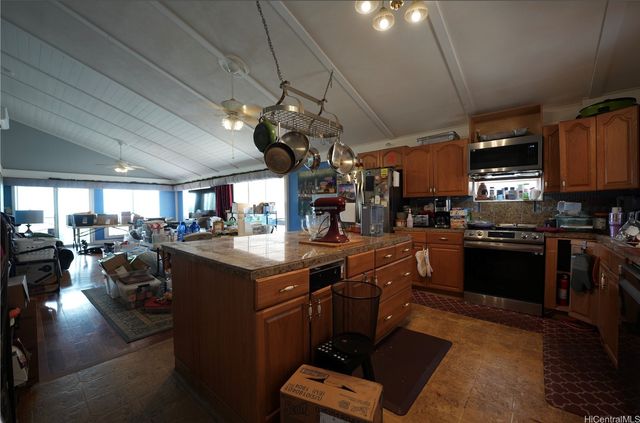 92-528 Uhiuala Street, Kapolei, HI 96707