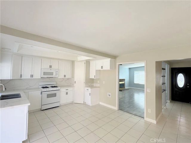 3243 Algonquin Lane, Riverside, CA 92503