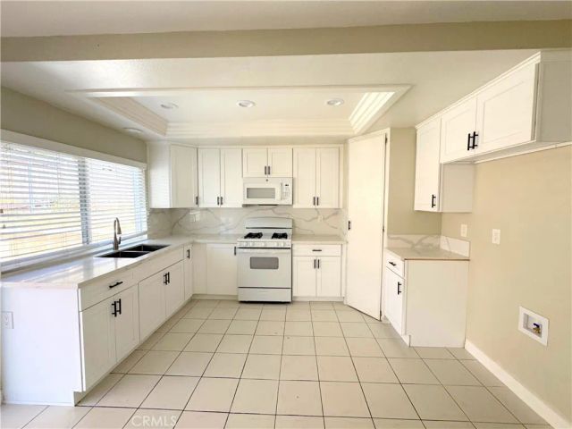 3243 Algonquin Lane, Riverside, CA 92503
