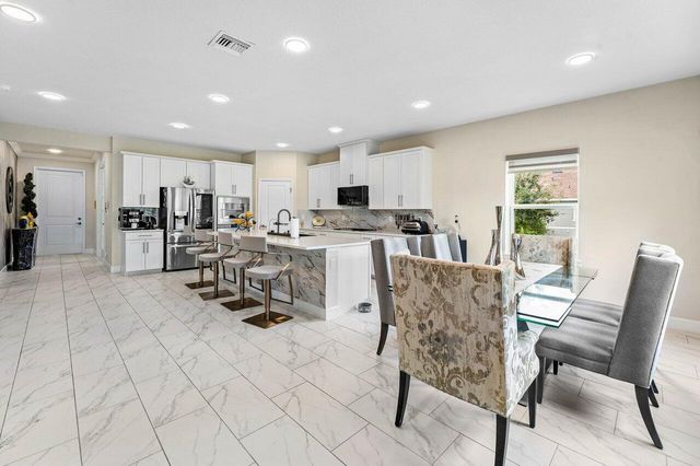 19227 Broad Shore Walk, Loxahatchee, FL 33470