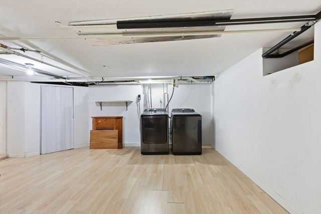 14 Mount Pleasant Ave, Dracut, MA 01826