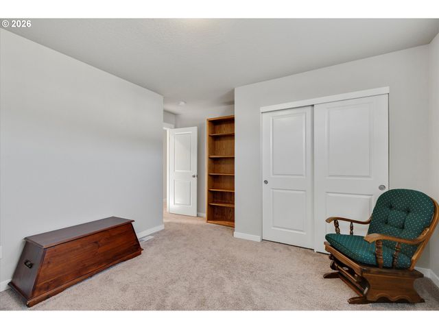 282 W 17TH St, Lafayette, OR 97127