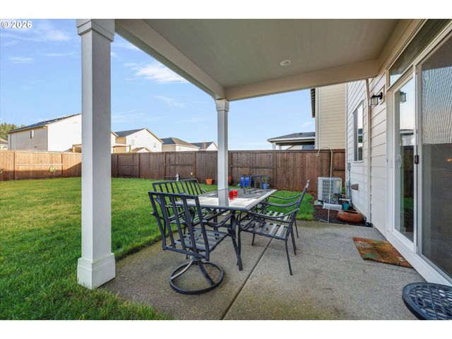 282 W 17TH St, Lafayette, OR 97127