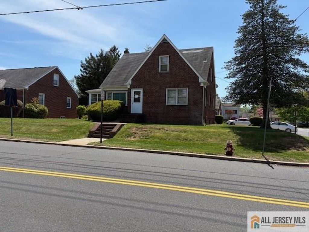 9 Milltown Road, East Brunswick, NJ 08816