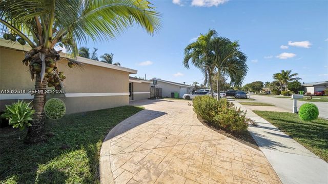 9650 NW 24th St, Sunrise, FL 33322