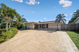 9650 NW 24th St, Sunrise, FL 33322