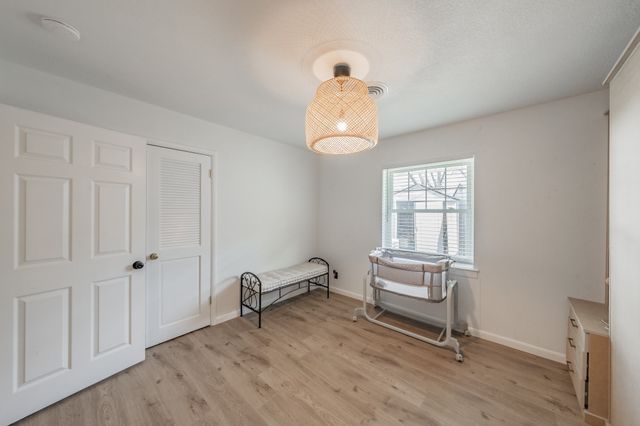 1408 Comanche Court, Arlington, TX 76012