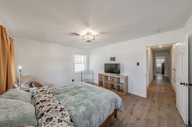 1408 Comanche Court, Arlington, TX 76012