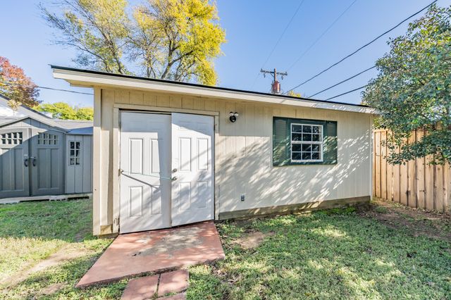 1408 Comanche Court, Arlington, TX 76012