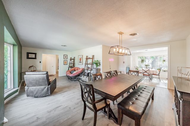 1408 Comanche Court, Arlington, TX 76012