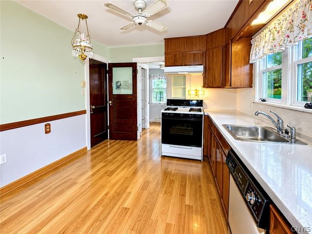 132 Winthrop Road, Syracuse, NY 13206