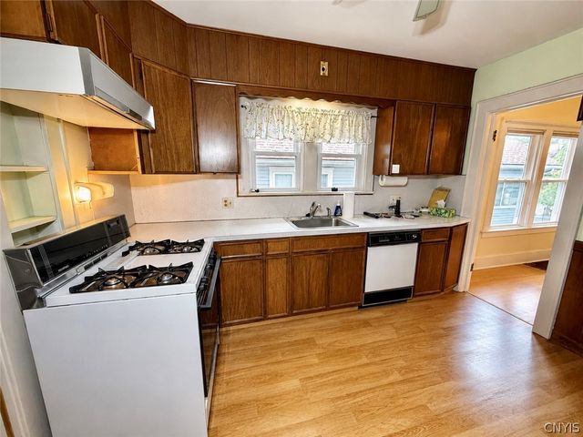 132 Winthrop Road, Syracuse, NY 13206