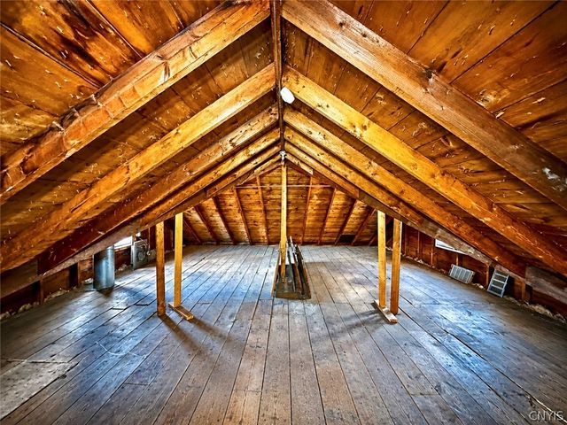 132 Winthrop Road, Syracuse, NY 13206