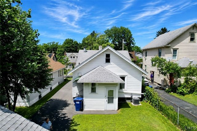 132 Winthrop Road, Syracuse, NY 13206