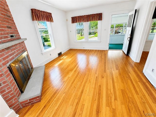 132 Winthrop Road, Syracuse, NY 13206