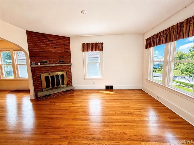 132 Winthrop Road, Syracuse, NY 13206
