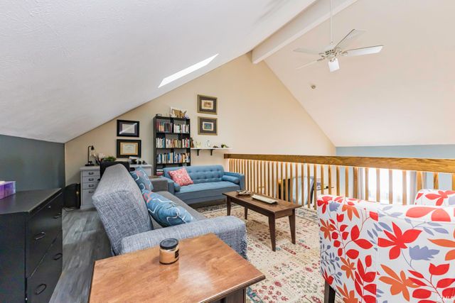 2504 W Sun Valley Parkway, Muncie, IN 47303