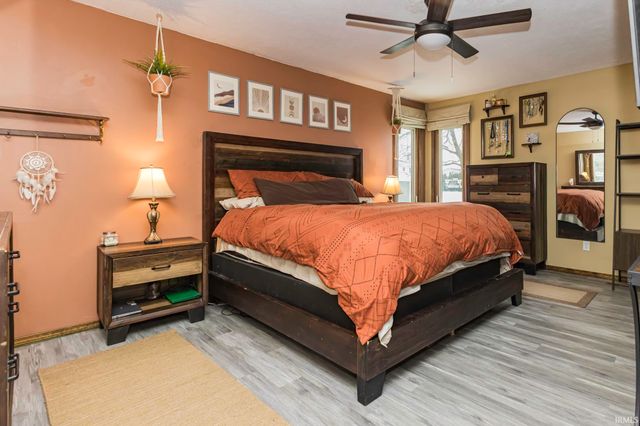2504 W Sun Valley Parkway, Muncie, IN 47303