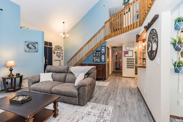 2504 W Sun Valley Parkway, Muncie, IN 47303