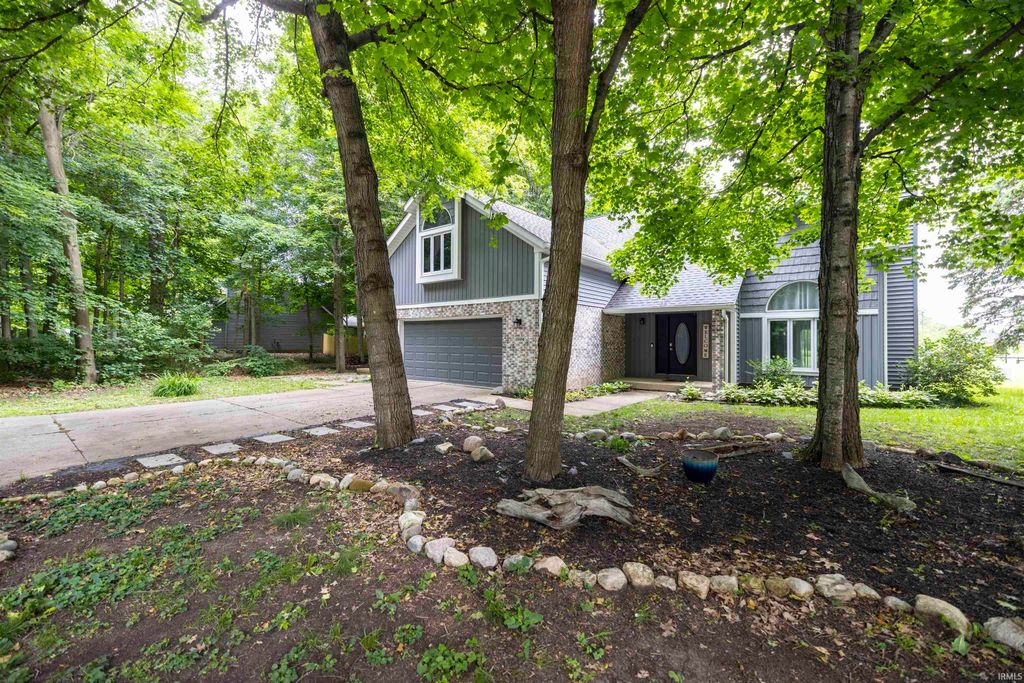 2504 W Sun Valley Parkway, Muncie, IN 47303