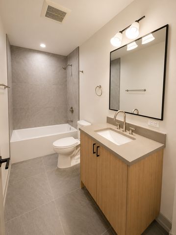 1337 W Estes Avenue 1D, Chicago, IL 60626