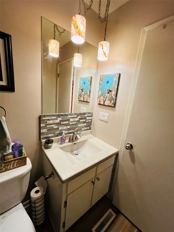 537 MONTROYALE Drive, Erie, PA 16504