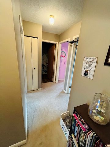 537 MONTROYALE Drive, Erie, PA 16504