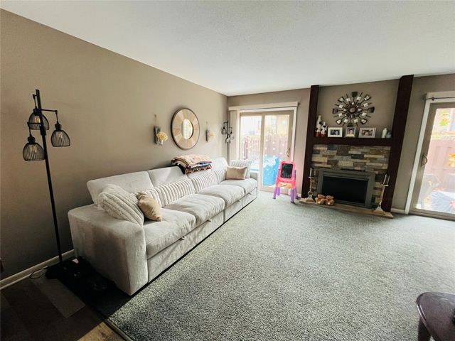 537 MONTROYALE Drive, Erie, PA 16504