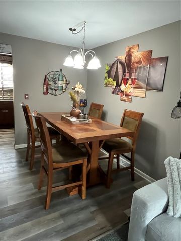 537 MONTROYALE Drive, Erie, PA 16504