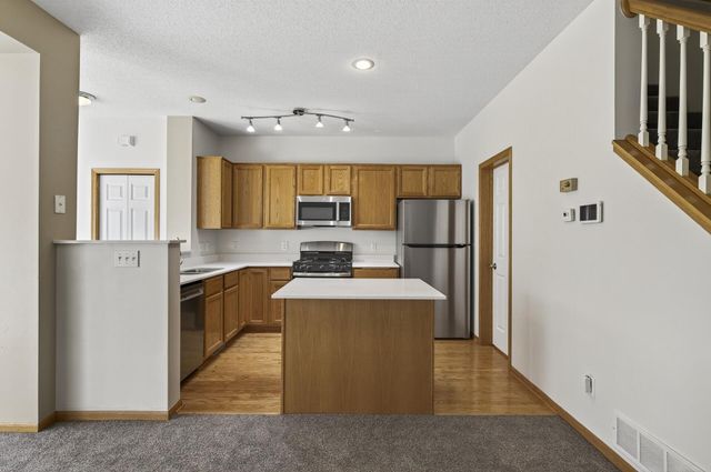 211 Christenson Way NE, Fridley, MN 55432