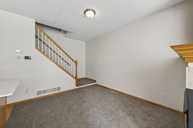 211 Christenson Way NE, Fridley, MN 55432