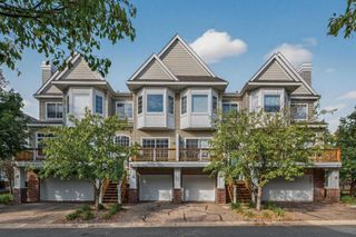 211 Christenson Way NE, Fridley, MN 55432