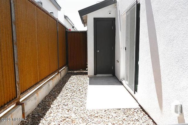 3750 E Mercedes Court, Tucson, AZ 85716