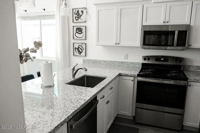 3750 E Mercedes Court, Tucson, AZ 85716