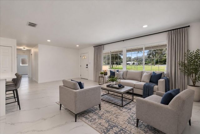 8125 N SOCRUM LOOP ROAD, Lakeland, FL 33809