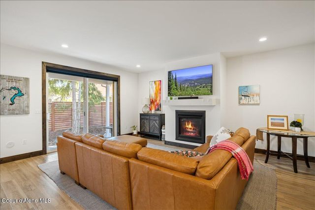 207 Madera Drive, Sandpoint, ID 83864