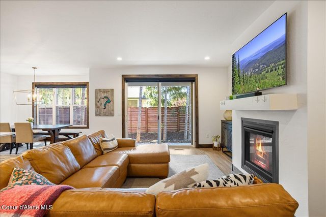 207 Madera Drive, Sandpoint, ID 83864