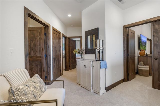 207 Madera Drive, Sandpoint, ID 83864