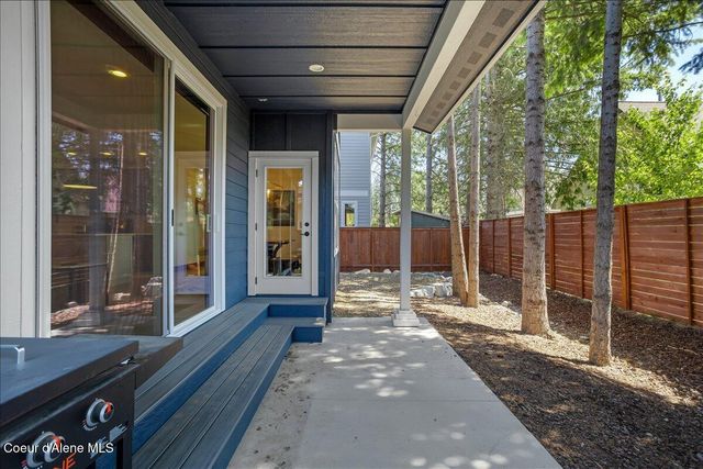 207 Madera Drive, Sandpoint, ID 83864