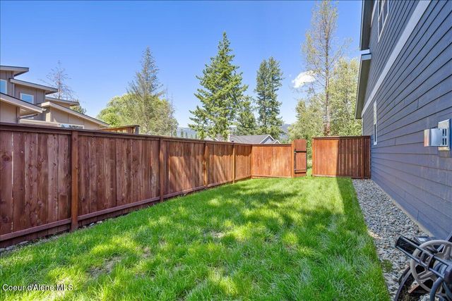 207 Madera Drive, Sandpoint, ID 83864