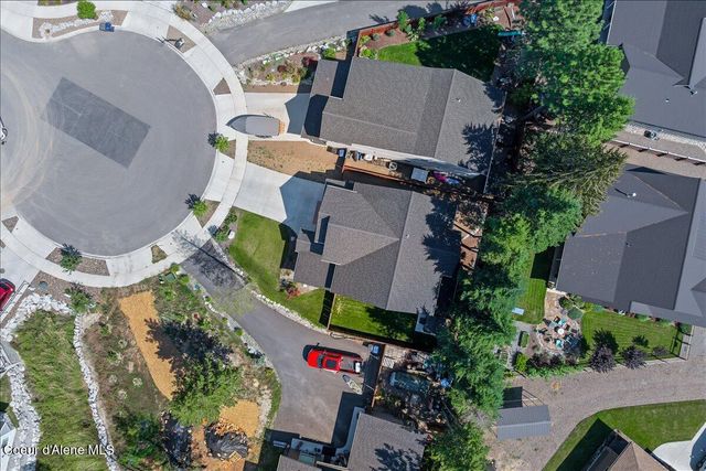 207 Madera Drive, Sandpoint, ID 83864
