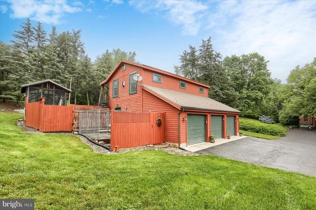 250 BIG SPRING RD, Newville, PA 17241