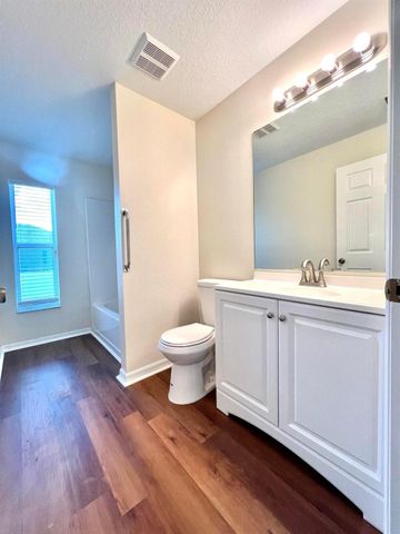 532 SW Kabot Avenue, Port St Lucie, FL 34953