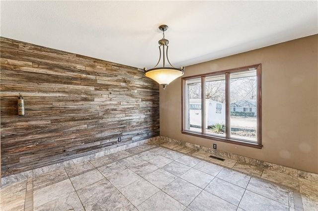 4531 Woodstock Street, Shawnee, KS 66218