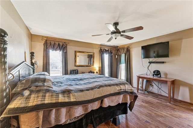 4531 Woodstock Street, Shawnee, KS 66218