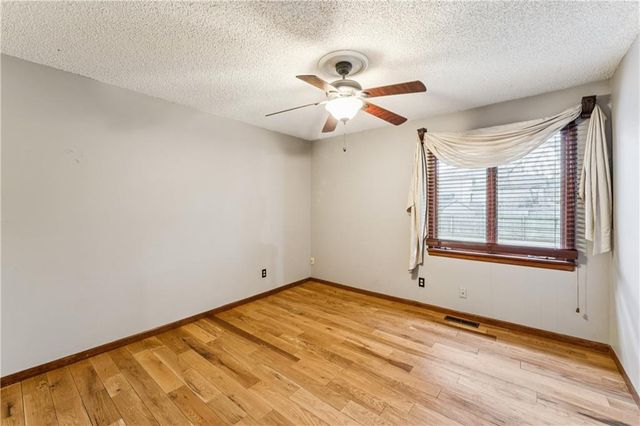 4531 Woodstock Street, Shawnee, KS 66218