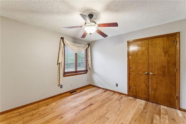 4531 Woodstock Street, Shawnee, KS 66218