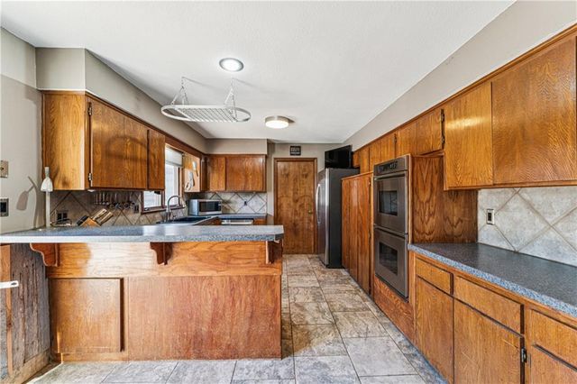 4531 Woodstock Street, Shawnee, KS 66218