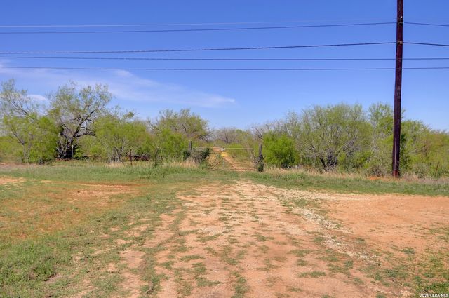 1283 S LOOP 1604 W, San Antonio, TX 78264