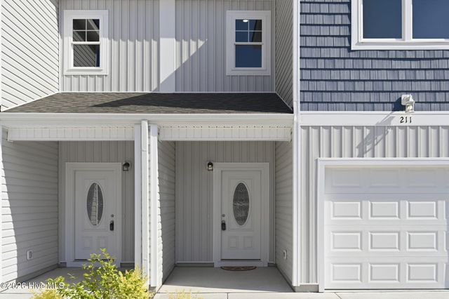 211 Holly Sands Loop, Holly Ridge, NC 28445